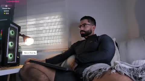 Snapshot of edrick_walton chatting on July 8, 2026, 11:37 am edrick online show from July 8, 2026, 11:37 am