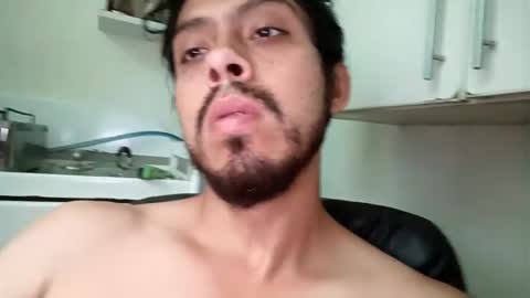 Snapshot of eduar99latino chatting on May 14, 2026, 12:45 pm Eduar99 online show from May 14, 2026, 12:45 pm