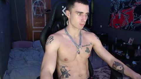 Snapshot of eduard_loveee chatting on September 19, 2025, 3:56 pm Eduar online show from September 19, 2025, 3:56 pm