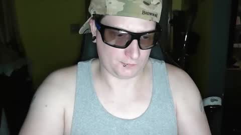 edwardaims_2please online show from March 3, 2026, 3:56 am