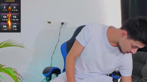 Edward Ross online show from November 18, 2025, 7:40 pm