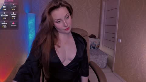 Snapshot of eesmaaarr chatting on December 26, 2024, 10:31 pm eesmaaarr online show from December 26, 2024, 10:31 pm