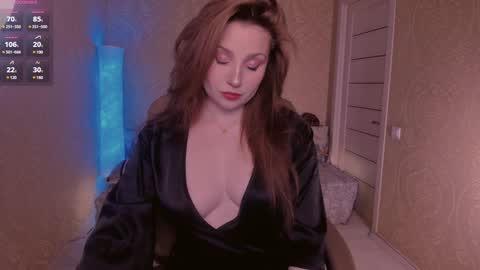 Snapshot of eesmaaarr chatting on February 1, 2025, 10:44 pm eesmaaarr online show from February 1, 2025, 10:44 pm