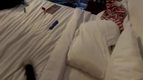 Snapshot of efc417 chatting on March 15, 2026, 12:44 pm efc417 online show from March 15, 2026, 12:44 pm