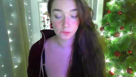 effie_balconii online show from December 26, 2024, 1:32 pm