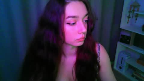 effie_balconii online show from November 22, 2025, 12:59 pm