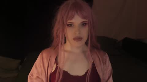 Effie Mur online show from January 29, 2025, 3:47 pm