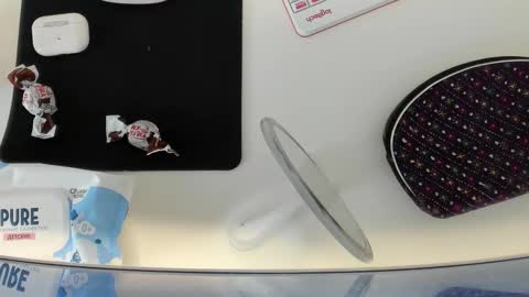 Effie Mur online show from January 16, 2026, 9:41 pm