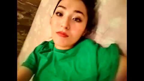 Effy online show from December 16, 2024, 5:43 pm