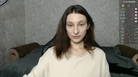 Snapshot of effy_gray chatting on July 5, 2026, 11:34 pm Anna online show from July 5, 2026, 11:34 pm
