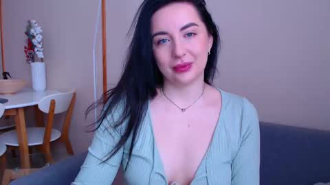 Snapshot of effy_m chatting on December 26, 2024, 9:11 am Effy online show from December 26, 2024, 9:11 am