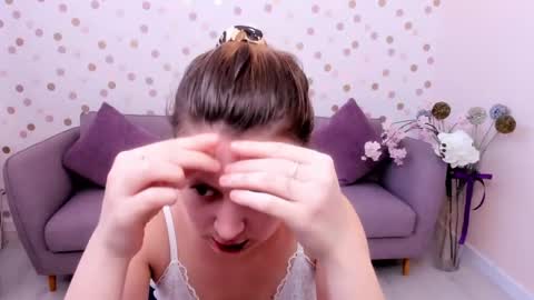 Effy online show from February 23, 2025, 8:28 am