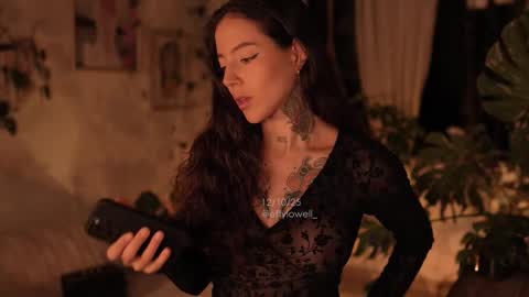 Effy online show from October 13, 2025, 1:38 am