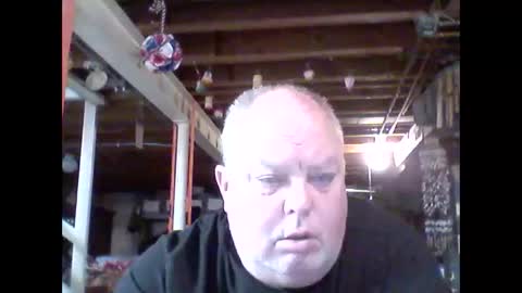 Snapshot of efriff chatting on May 25, 2026, 11:16 am efriff online show from May 25, 2026, 11:16 am