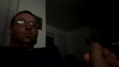 eggo33 online show from April 20, 2026, 3:20 am