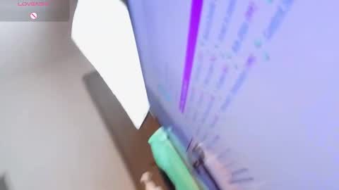 eileen__stone online show from November 19, 2025, 6:08 pm