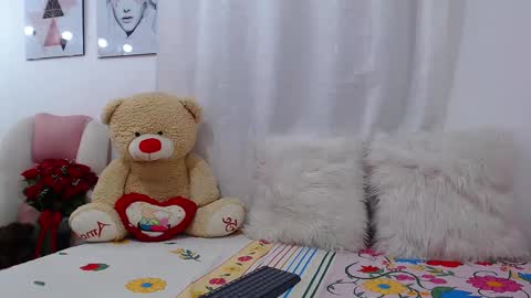 eileenmost online show from February 14, 2025, 11:09 pm