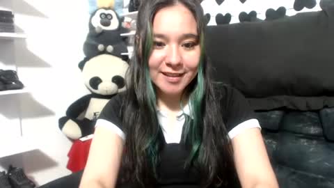 Snapshot of eilish_12 chatting on July 29, 2026, 7:06 am eilish_12 online show from July 29, 2026, 7:06 am