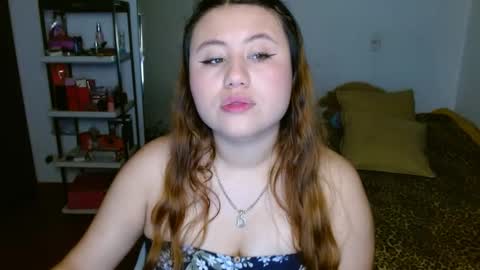 EIMY   MODEL INDEPENDENT online show from December 7, 2024, 3:25 am