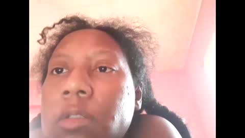 Eirondra Valeen online show from November 16, 2025, 10:21 am