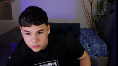 Eithan online show from April 19, 2026, 2:05 pm