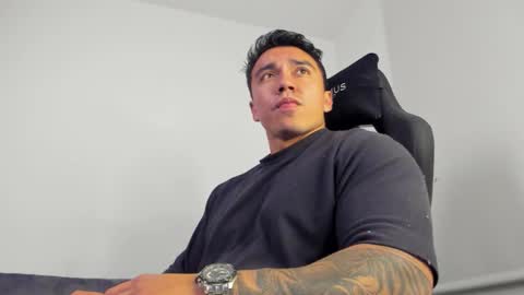 EITHAN CONOR online show from October 20, 2025, 12:44 am