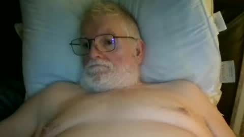 eketman1964 online show from October 1, 2025, 11:11 pm