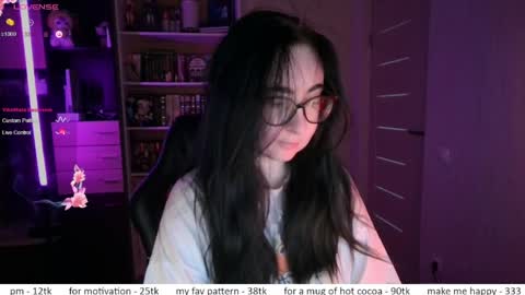 If you like it when I meow give me a thumbs up online show from April 13, 2026, 10:43 am