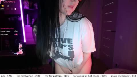 If you like it when I meow give me a thumbs up online show from May 4, 2026, 11:23 pm