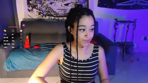 Ela  Help me reach 100 thumbs up online show from January 24, 2025, 4:59 am