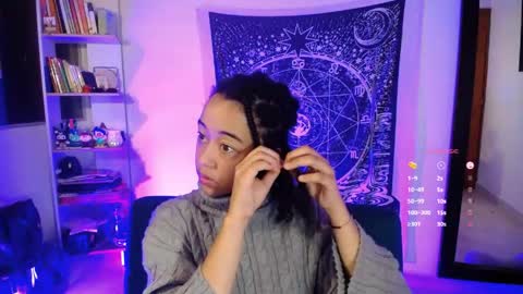 Ela  Help me reach 100 thumbs up online show from April 15, 2026, 7:48 am