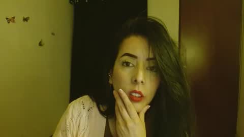 Snapshot of ela_3611 chatting on June 25, 2026, 5:34 am ela_3611 online show from June 25, 2026, 5:34 am