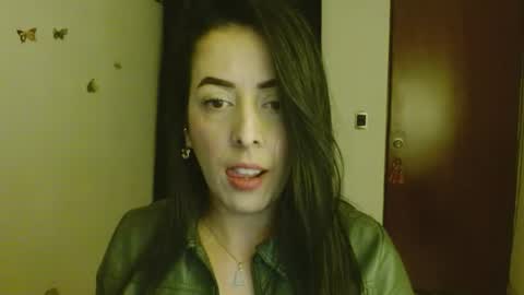 Snapshot of ela_3611 chatting on June 26, 2026, 3:44 am ela_3611 online show from June 26, 2026, 3:44 am