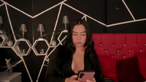 Ela online show from February 11, 2025, 1:52 am