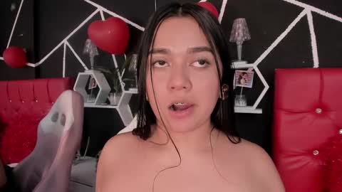 Ela online show from March 10, 2025, 10:02 pm