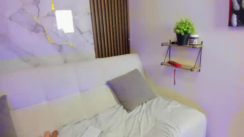 Eli online show from April 16, 2026, 9:39 pm