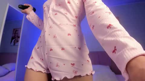 Ela online show from February 24, 2026, 7:45 pm