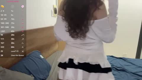 Snapshot of ela_wish chatting on July 28, 2026, 8:52 pm Ela online show from July 28, 2026, 8:52 pm