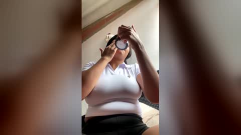 Elahia online show from January 11, 2026, 6:57 pm