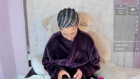 elaine87_ online show from January 14, 2026, 2:23 pm