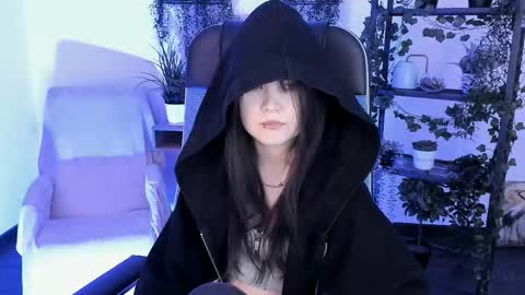 Your sweet girl online show from February 18, 2026, 7:43 pm