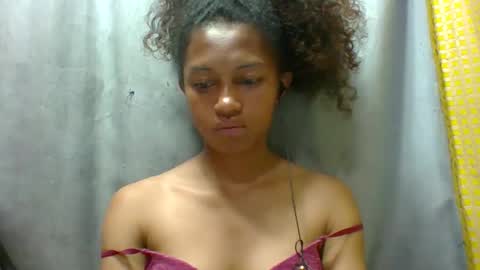 Snapshot of elaliealdy chatting on October 17, 2025, 6:32 pm elaliealdy online show from October 17, 2025, 6:32 pm