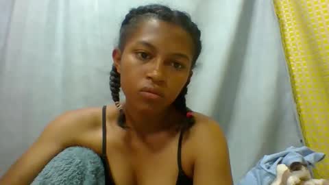 elaliealdy online show from January 13, 2026, 11:48 am