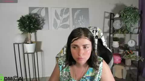 Snapshot of elara_starfall chatting on July 4, 2026, 5:46 am Marta online show from July 4, 2026, 5:46 am