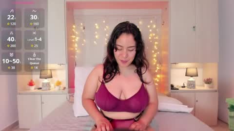 elarey_ online show from June 3, 2026, 12:19 pm