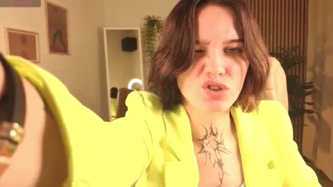 elastikiss online show from October 10, 2025, 2:21 am