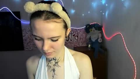 elastikiss online show from February 20, 2026, 6:26 am