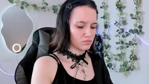 Snapshot of elastikiss chatting on June 6, 2026, 7:35 am elastikiss online show from June 6, 2026, 7:35 am
