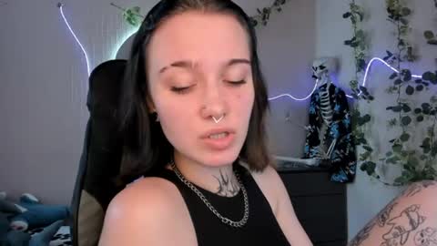 elastikiss online show from June 28, 2026, 8:42 am