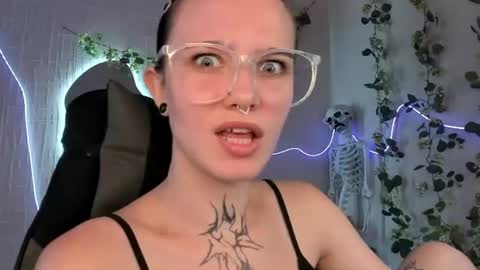 elastikiss online show from July 30, 2026, 11:31 am